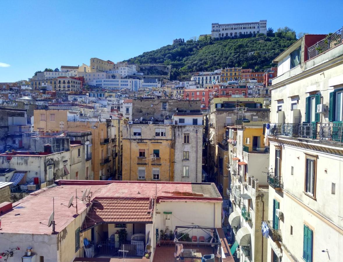 Sui Tetti Di Napoli Apartment Екстериор снимка